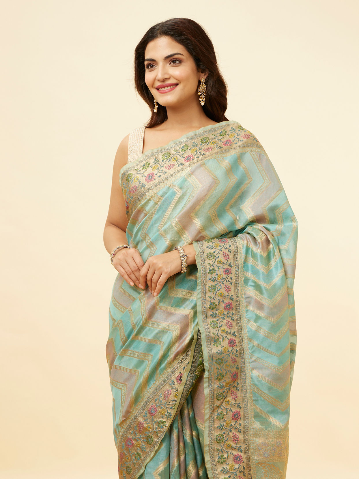 Sea Green and Blue Chevron Patterned Saree image number 1